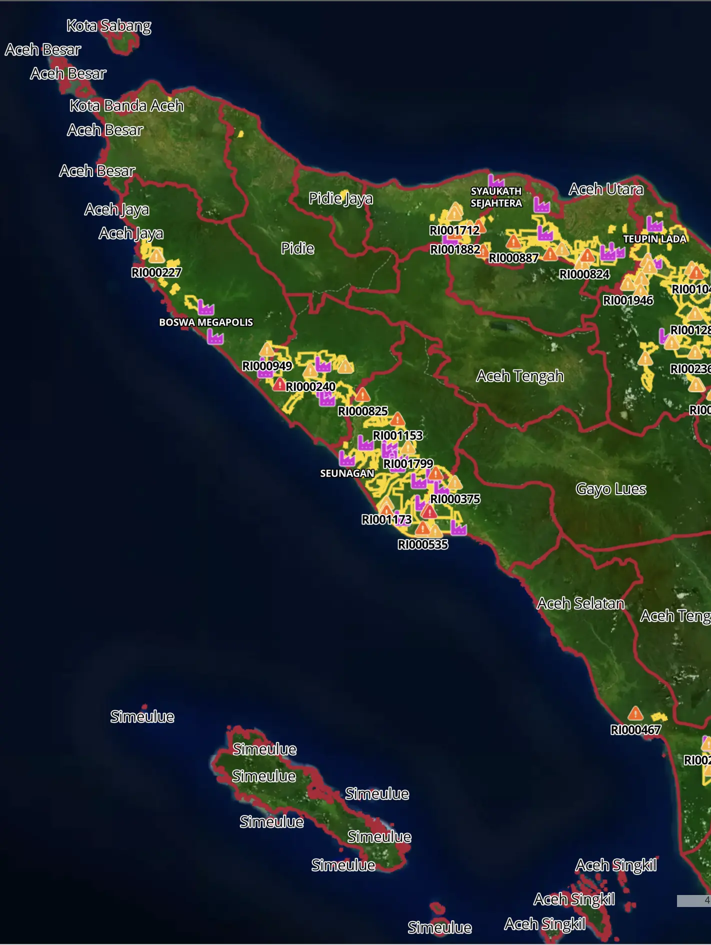 App screenshot of Aceh, Indonesia in Palmoil.io showing supply chain and risk insight report locations on a map.